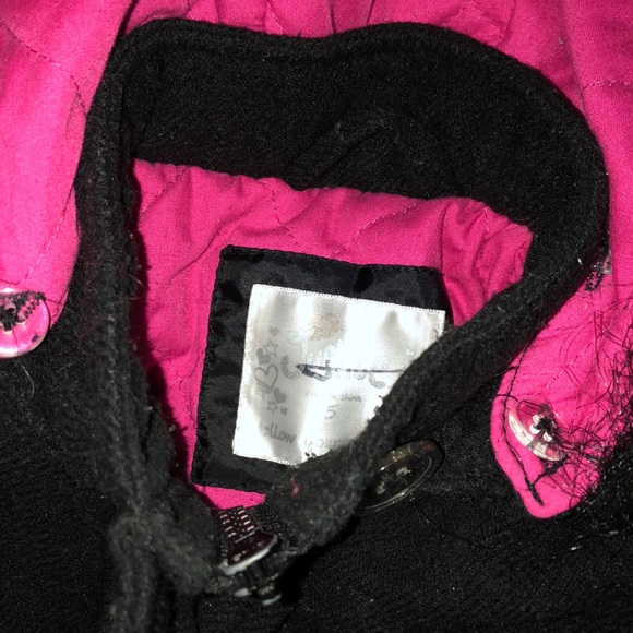 Black and pink Jacket 🧥 size 5 - Picture 2 of 4